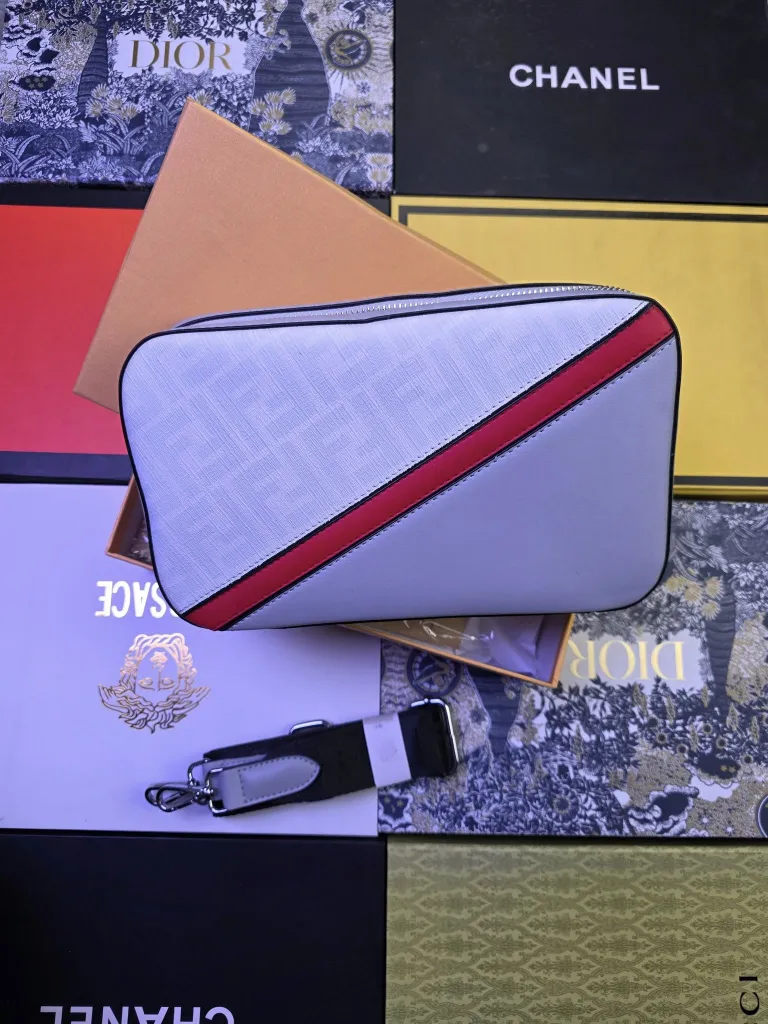 Pochettes Fandi White