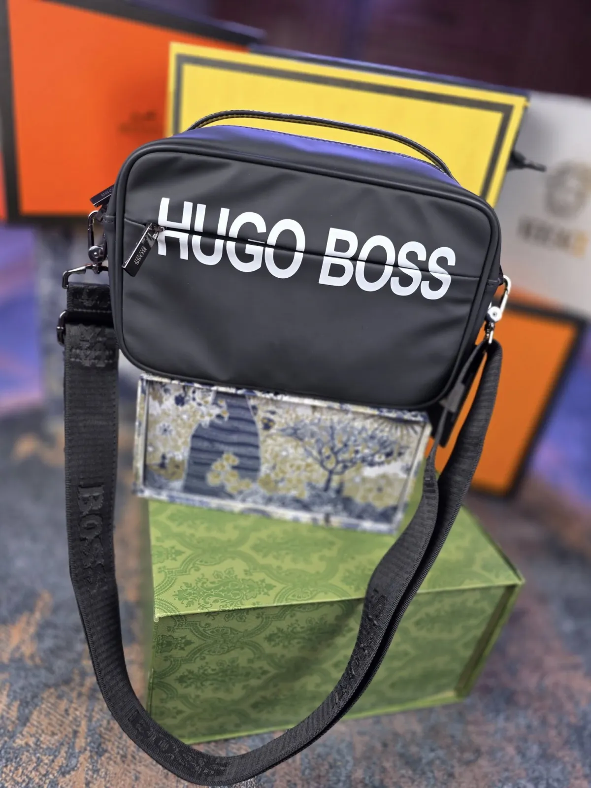 Pochettes HUGO BOSS